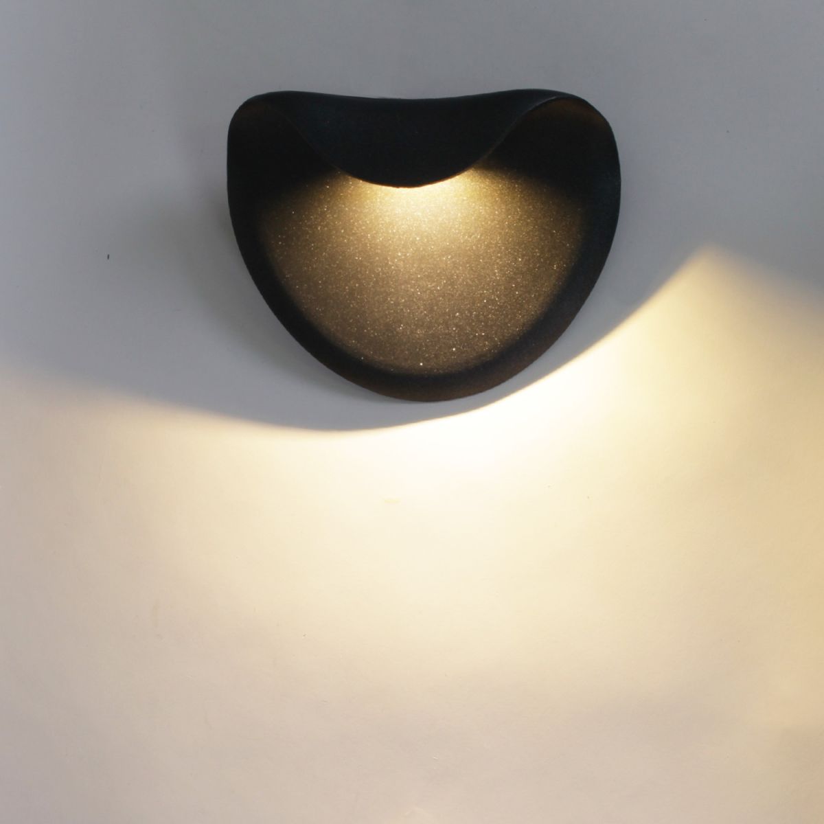 Уличный настенный светильник Reluce 86866-9.2-001JH LED12W BK в Санкт-Петербурге