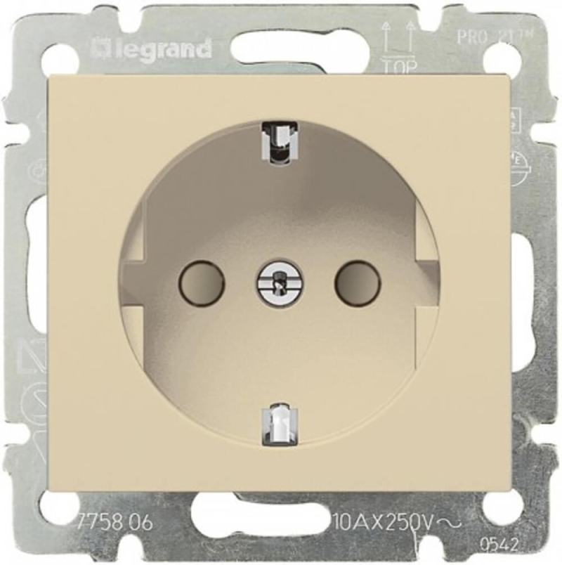 Розетка 2К+3 Legrand Valena 16A 250V с/з со шторками безвинтовой зажим слоновая кость 774122 в Санкт-Петербурге