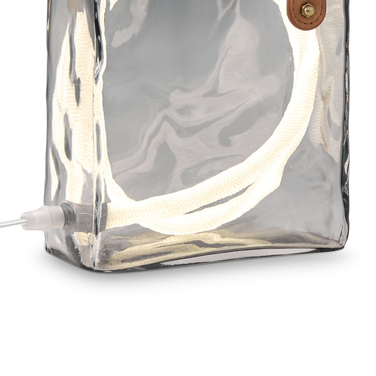 Настольная лампа Freya Tote FR6223TL-L17SM в #REGION_NAME_DECLINE_PP#