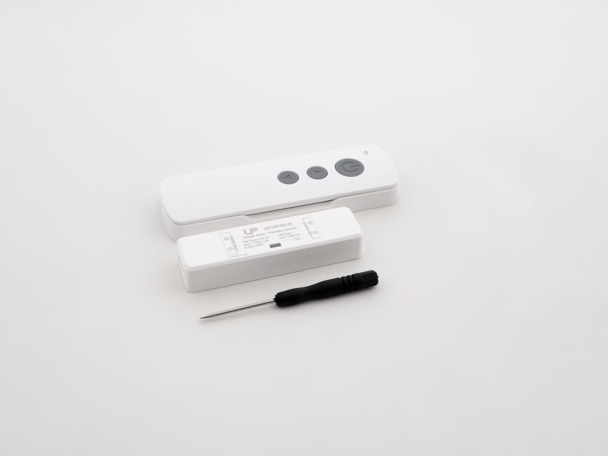 Диммер LEDS POWER N12-S Nano 15A 003672 в Санкт-Петербурге