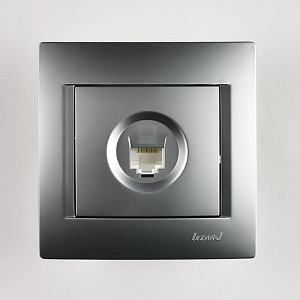 Розетка компьютерная Lezard Karina 707-4388-139