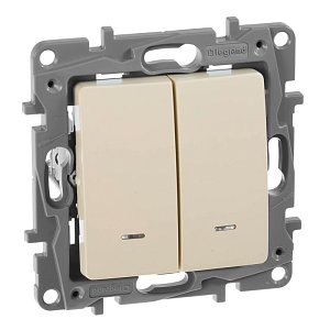Переключатель двухклавишный Legrand Etika с подсветкой 10A 250V слоновая кость 672316
